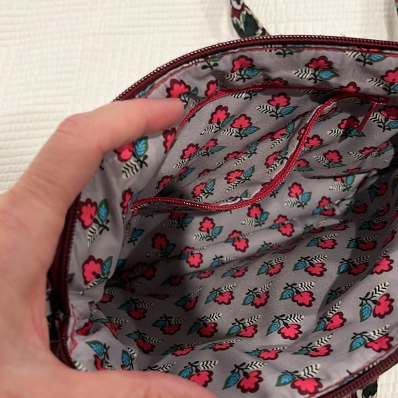 Vera Bradley cross body - Picture 6 of 7